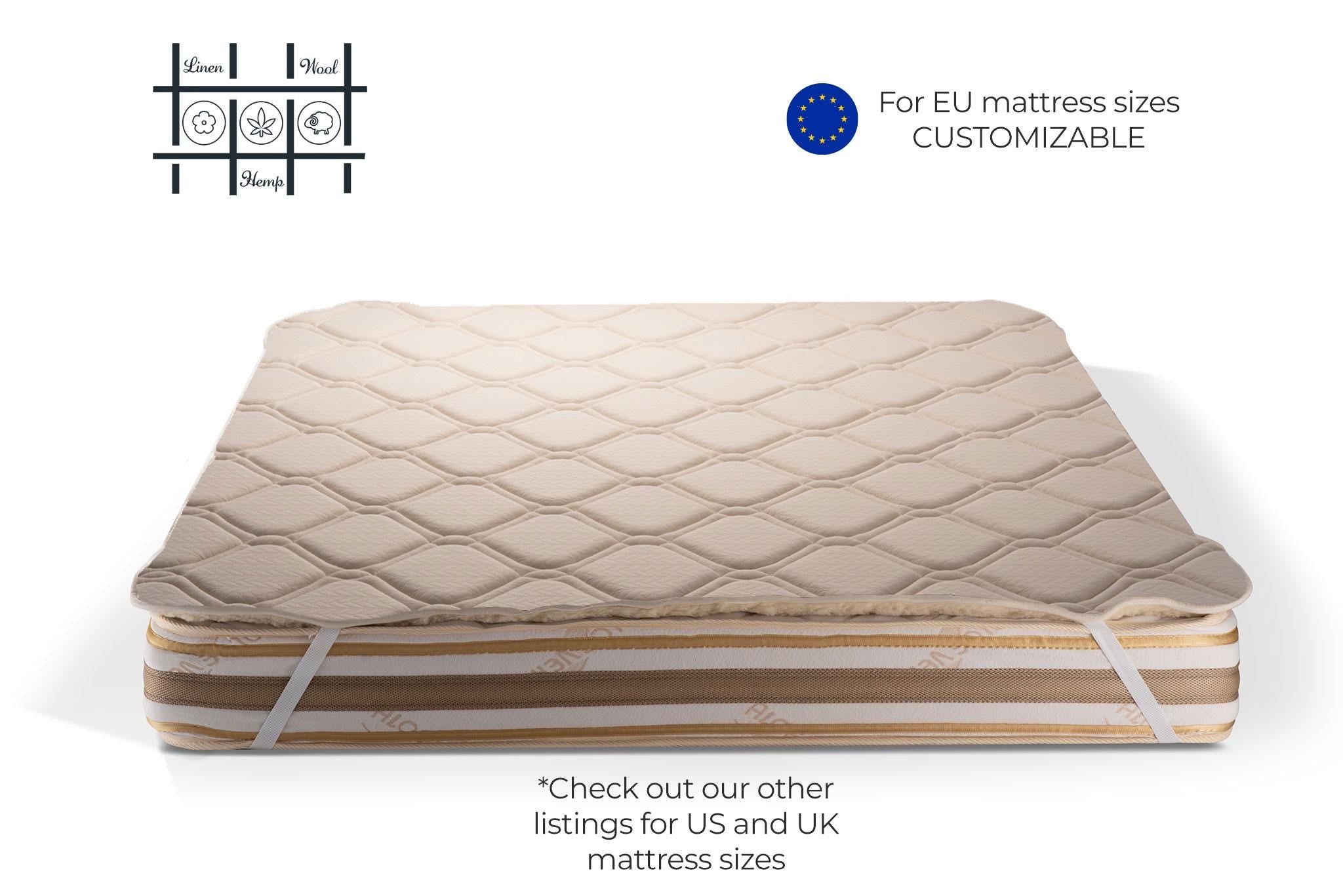 Hemp and organic cotton mattress topper with straps, featuring customizable text for EU mattress sizes by Woolland 